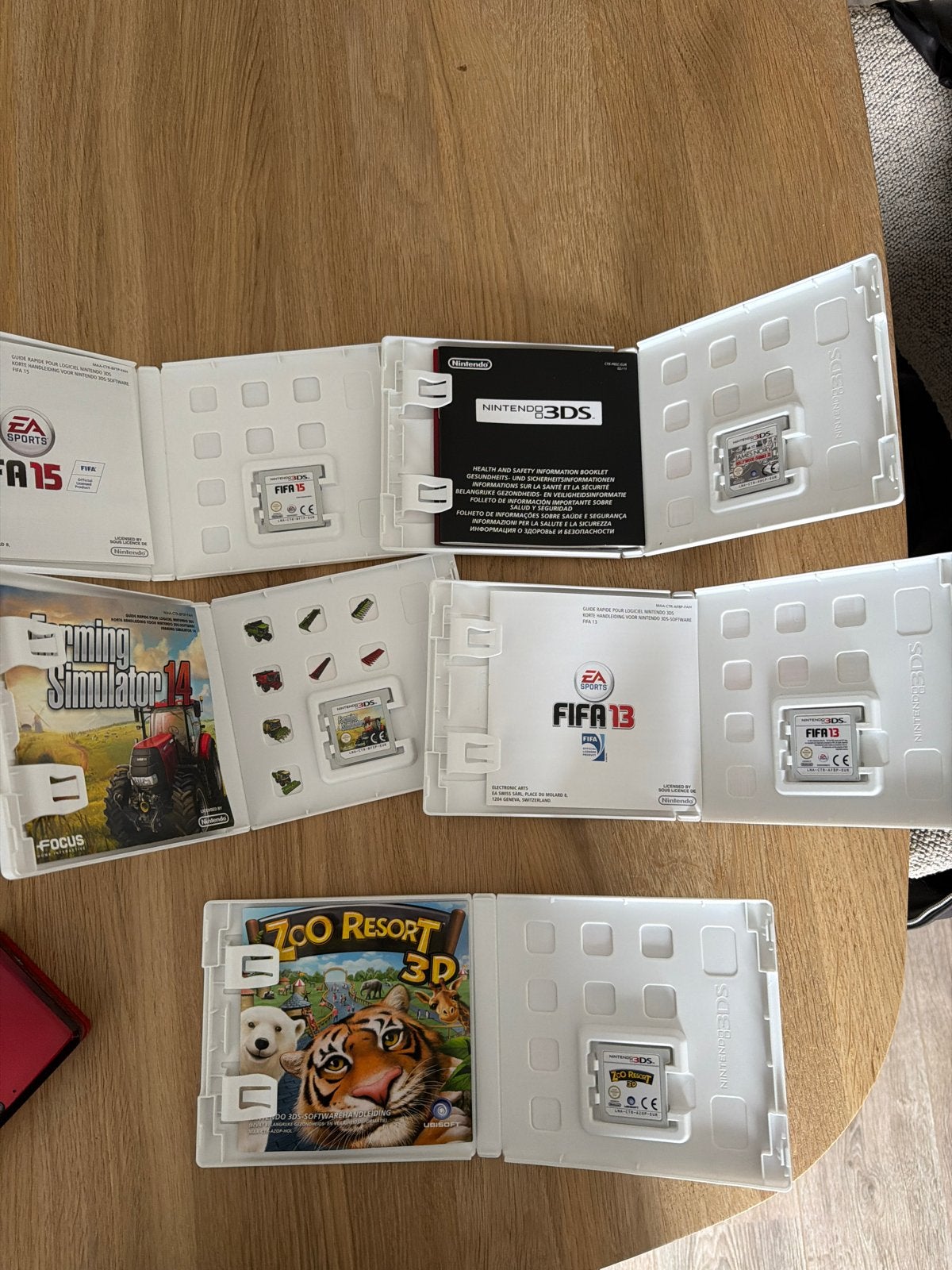 Nintendo 3DS Rood Metallic met 5 games (excl. lader), Ophalen, 3DS, Rood, Gebruikt