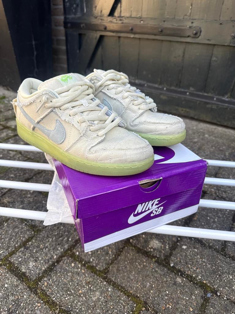 Nike SB Dunk Low Mummy, Ophalen of Verzenden, Gedragen, Overige kleuren, Sneakers of Gympen