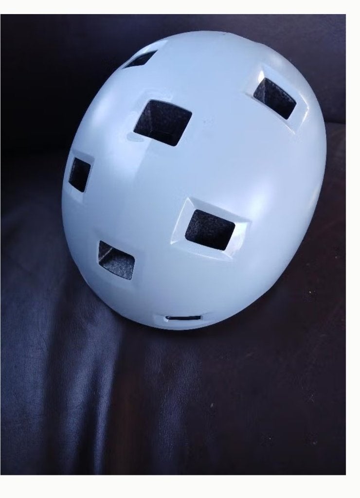 Kinderhelm voor skeeleren skaten of schaatsen, Fietsen en Brommers, Ophalen, Jongen of Meisje, Overige maten, Zo goed als nieuw