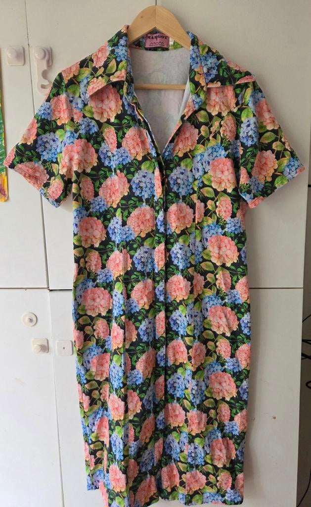 Margot bloemenjurk maat L, Kleding | Dames, Maat 42/44 (L), Ophalen of Verzenden, Zo goed als nieuw, Knielengte