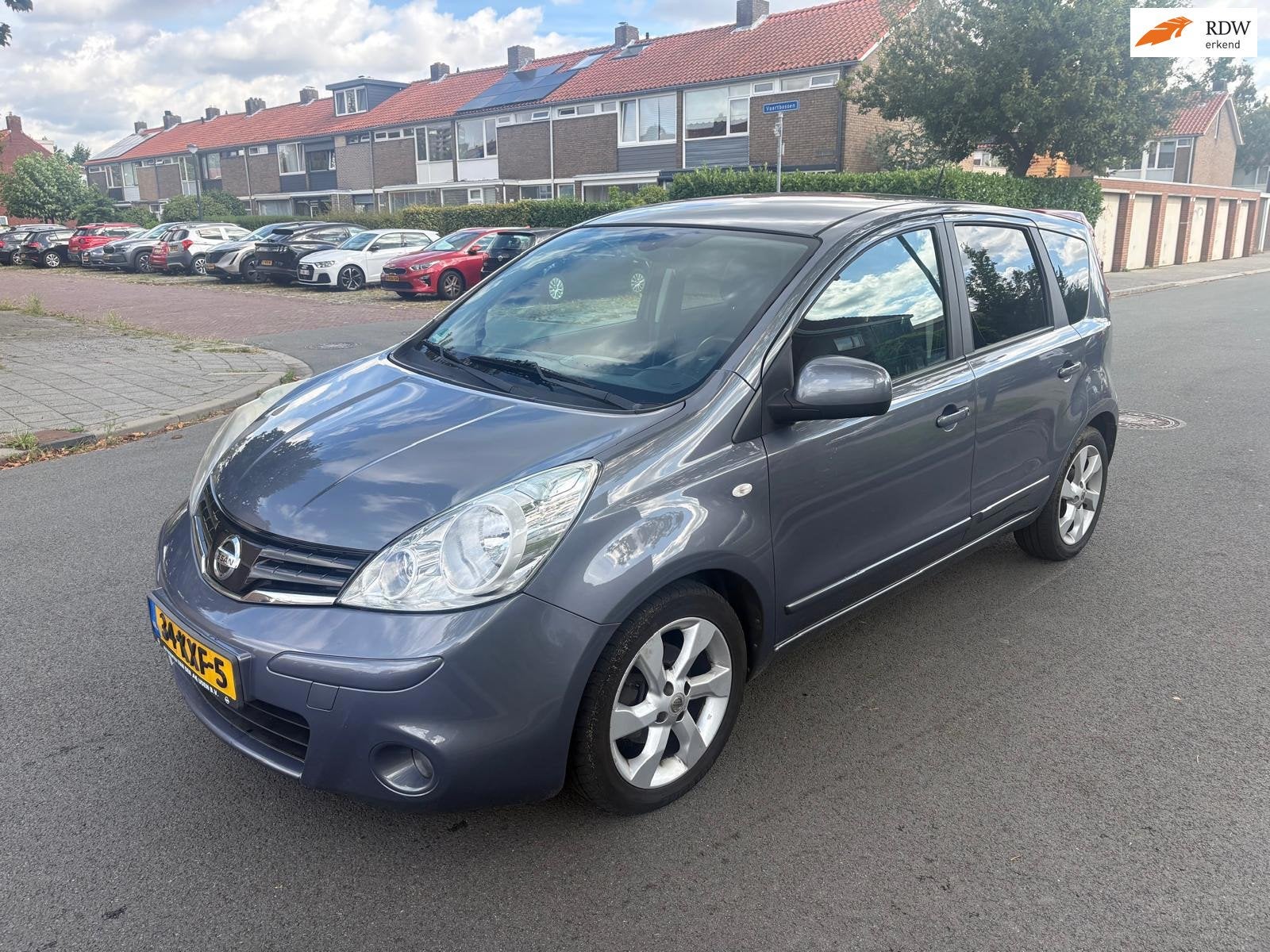 Nissan Note 1.6 I AUTOMAAT I CRUISE I TREKHAAK I 5 DEURS, 15 km/l, Gebruikt, 750 kg, 4 cilinders