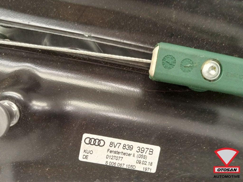 Audi A3 8V Cabrio Raammechanisme Links Achter 8V7839397B, Auto-onderdelen, Gebruikt, AUDI AG, Auto-Union-Strasse 1
85045  Ingolstadt, DE