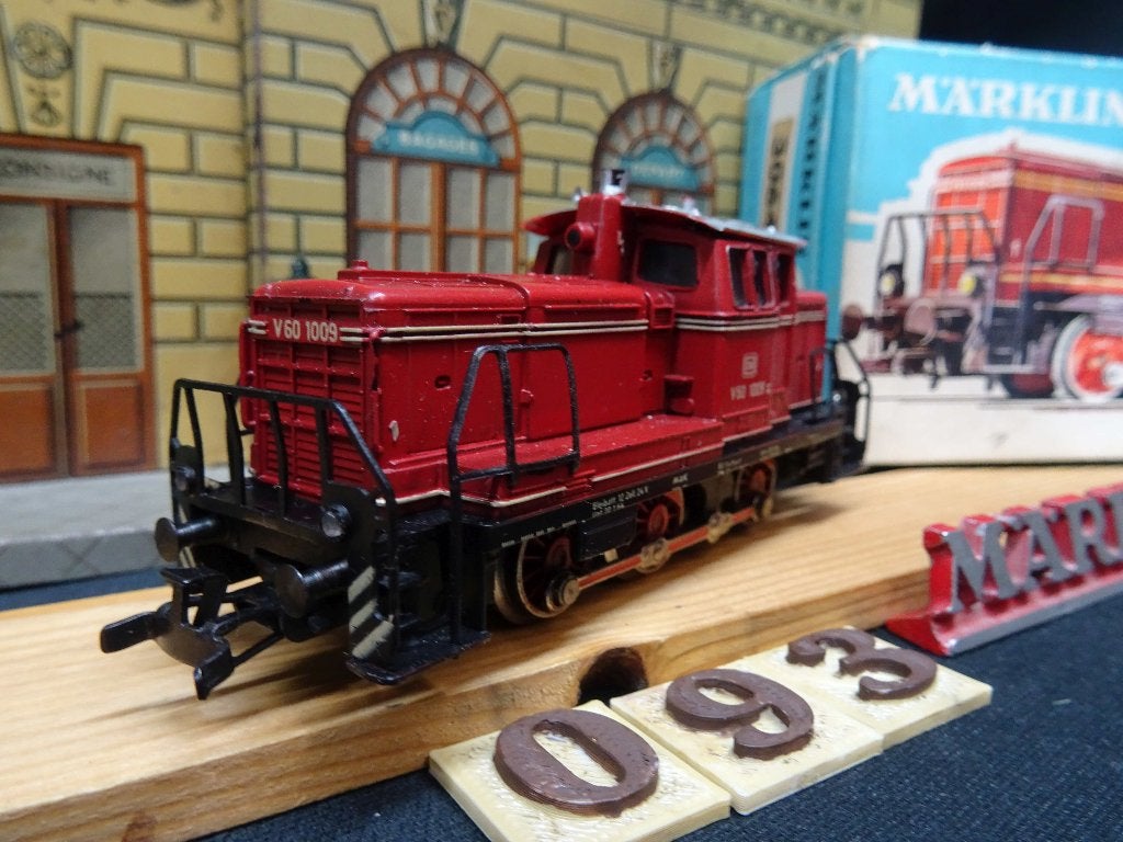 093=Marklin 3064 V60 van de Duitse spoorwegen.219, Wisselstroom, Locomotief, Ophalen of Verzenden, Zo goed als nieuw