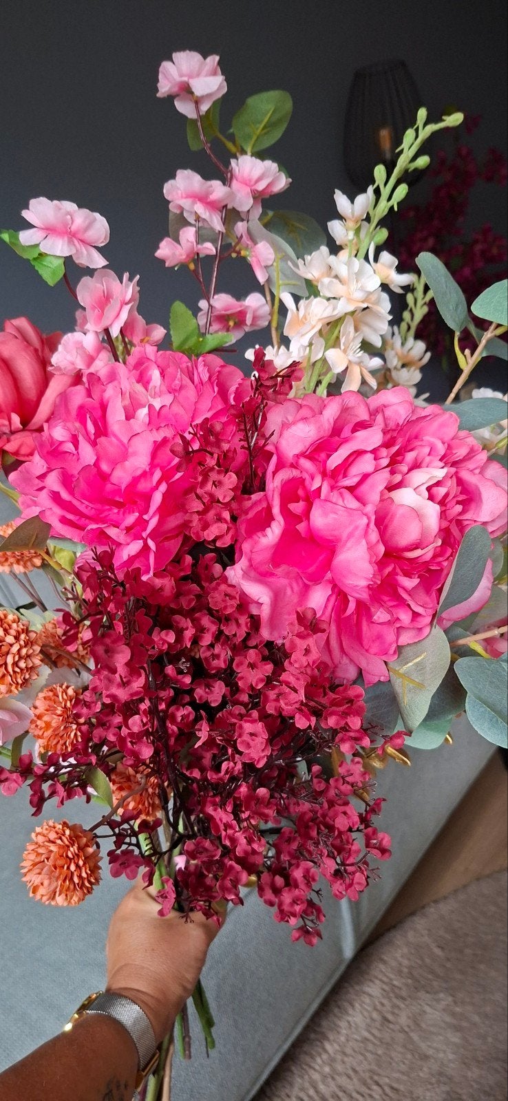 Grote bos kunstbloemen, Ophalen