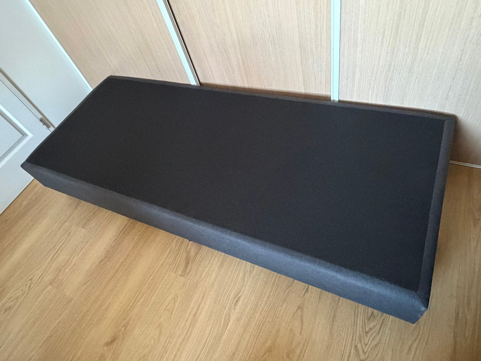Eenpersoons bedbox met matras van Kwantum (80x200 cm), Ophalen, Eenpersoons, Zwart, Zo goed als nieuw