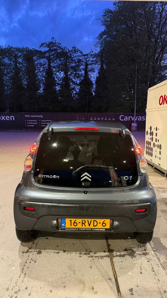 Citroën C1 1.0i 68PK 5D 2011 Grijs, Voorwielaandrijving, 4 stoelen, C1, 68 pk