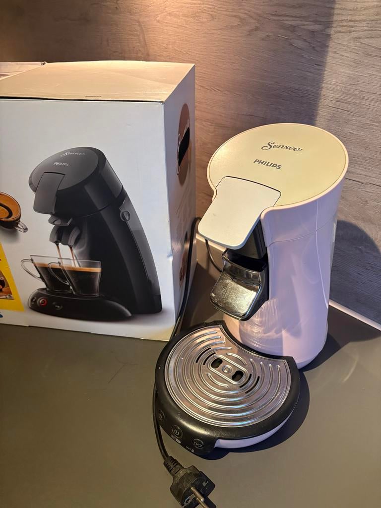 Roze Philips Senseo in goede staat, Ophalen of Verzenden, Zo goed als nieuw, Koffiemachine, Koffiepads en cups