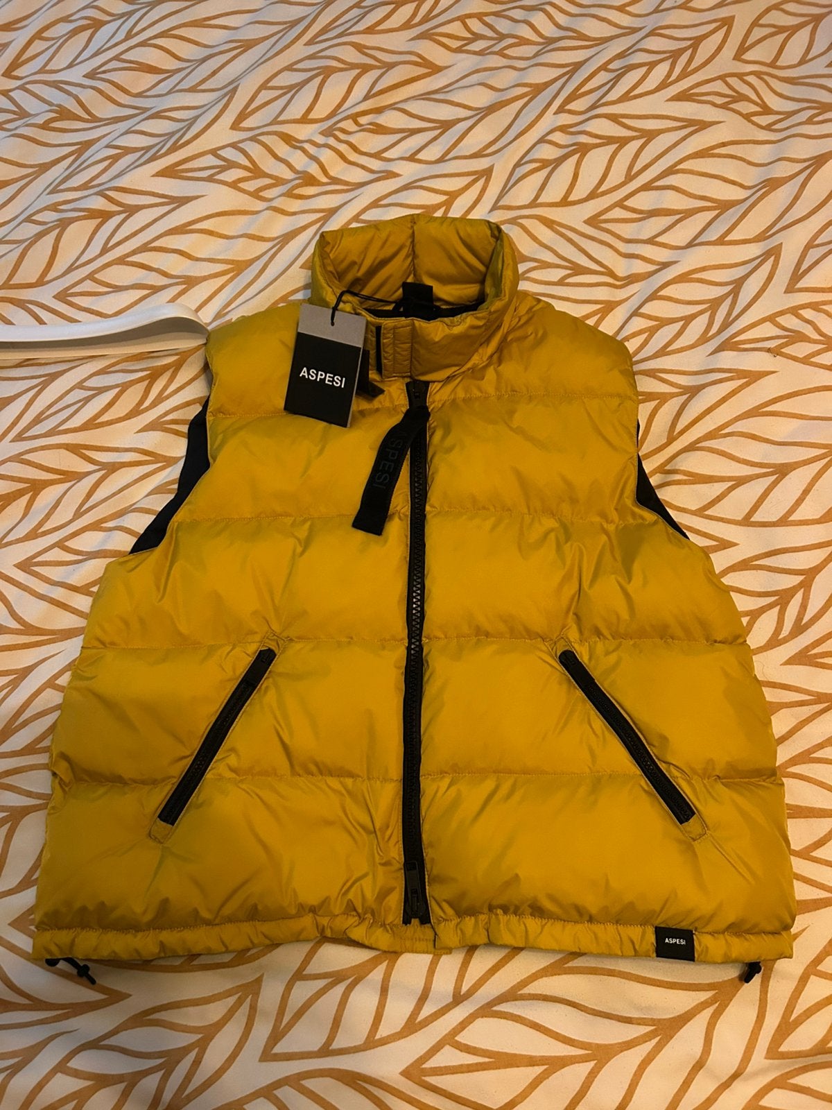 Aspesi Bodywarmer maat L oker NIEUW!, Kleding | Heren, Ophalen of Verzenden, Nieuw, Maat 52/54 (L), Geel