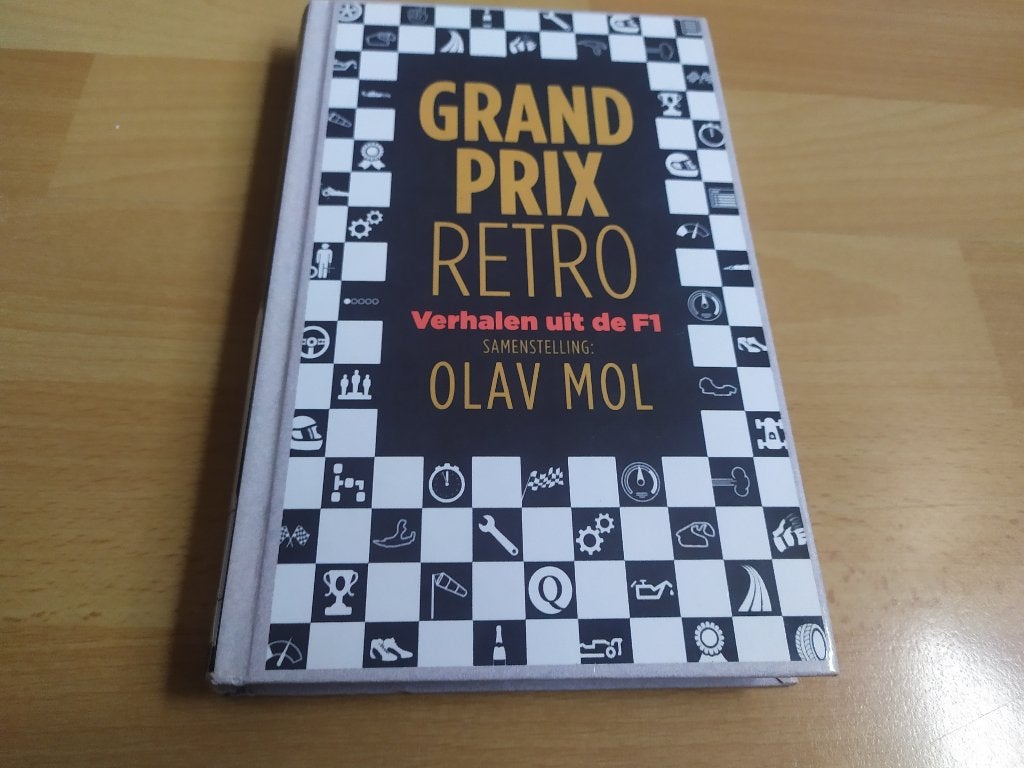 Grand Prix Retro - Verhalen uit de F1 - Olav Mol, Ophalen of Verzenden, Gelezen, Algemeen