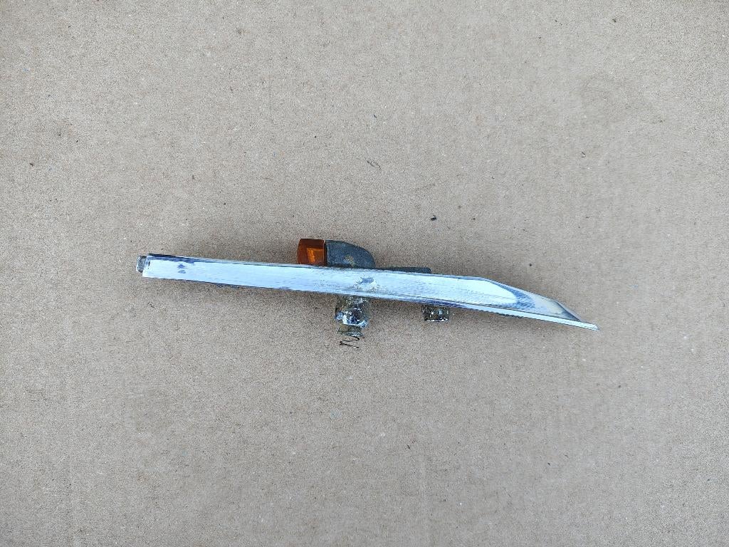 Knipperlicht Ornament/ Scherm Cadillac De Ville (1962), Auto-onderdelen, Verzenden