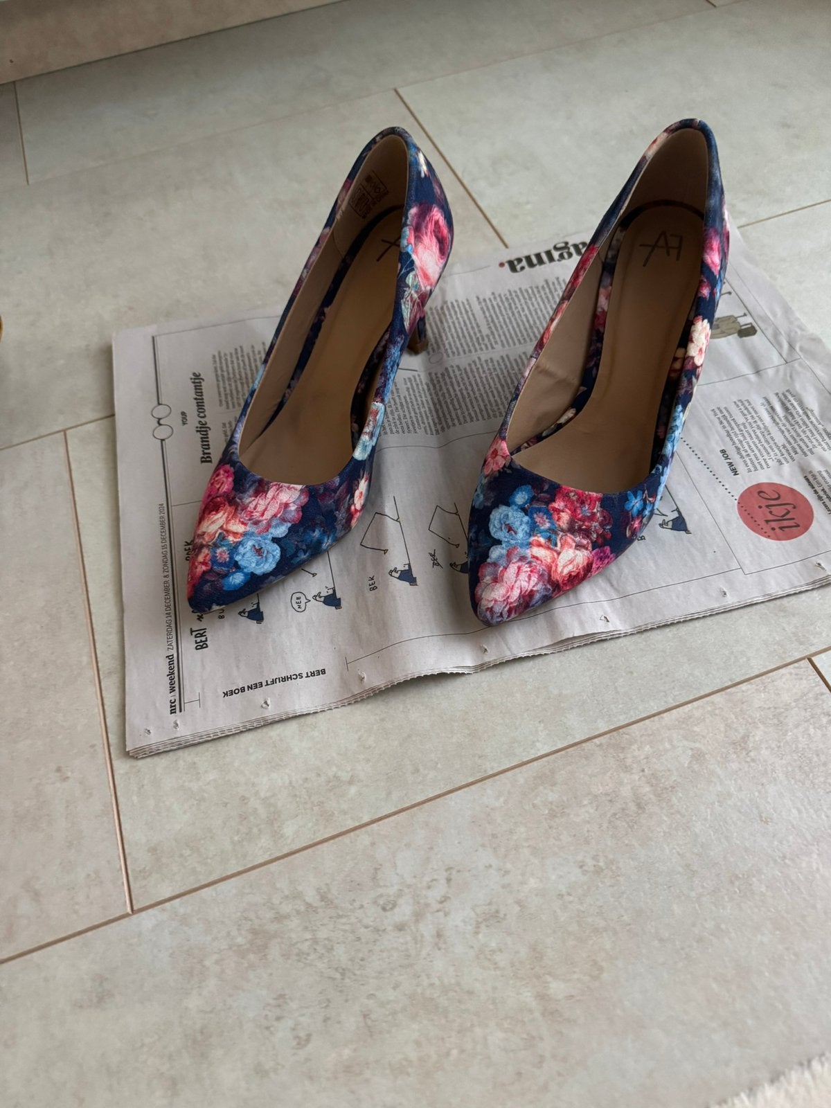 Mooie anna field pumps. Maat 37., Ophalen of Verzenden, Zo goed als nieuw