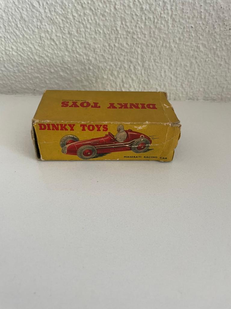 Origineel doosje Dinky Toys 1:43 Maserati Racing 231, Ophalen of Verzenden, Zo goed als nieuw, Auto, Dinky Toys