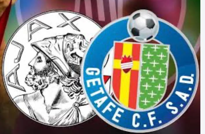 Ajax - Getafe 2 kaarten naast elkaar vak 424, Drie personen of meer