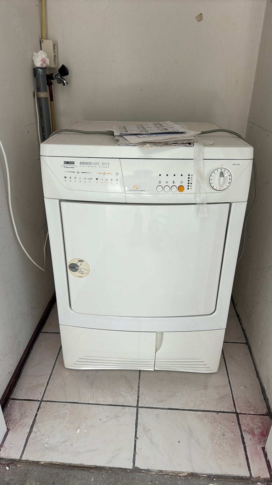 Zanussi droger, Witgoed en Apparatuur, Wasdrogers, Ophalen, Gebruikt, Luchtafvoer, 85 tot 90 cm