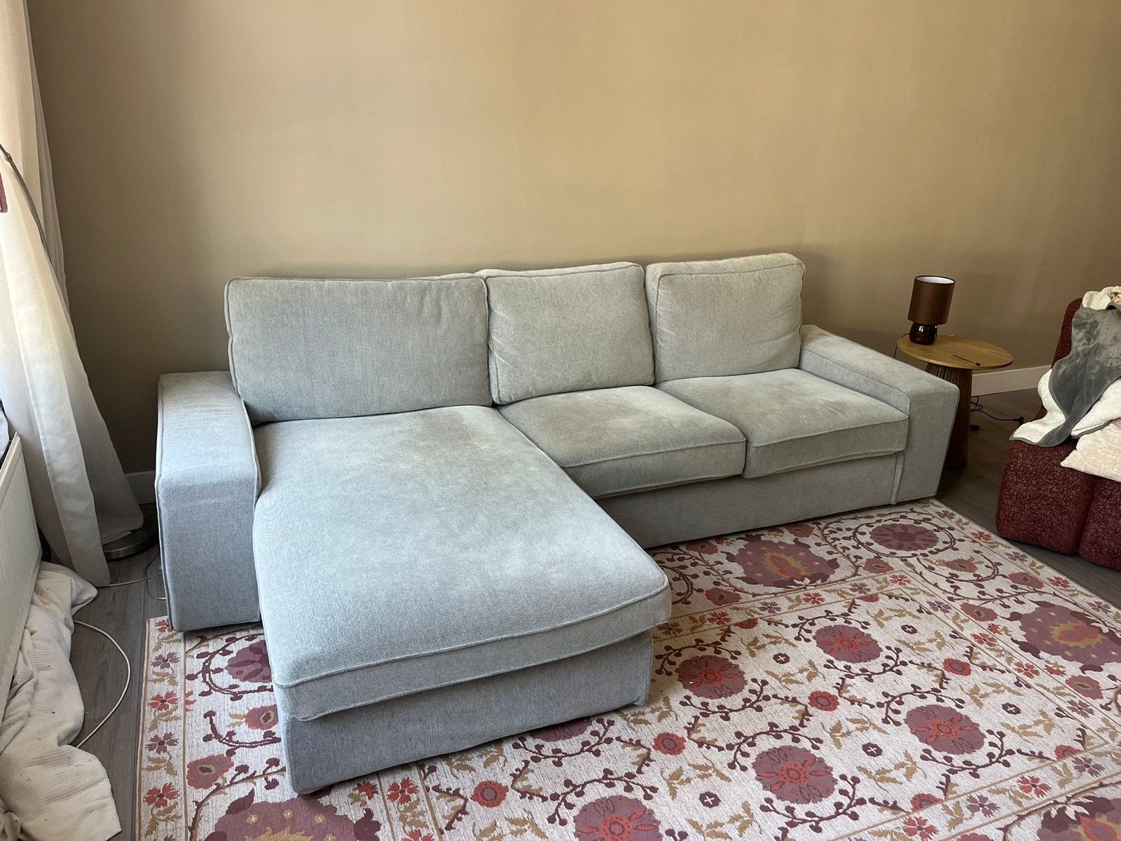 Comfortabele Hoekbank met Longchair - Lichtgrijs Stof, Huis en Inrichting, Banken | Bankstellen, Ophalen, 250 tot 300 cm, 100 tot 125 cm
