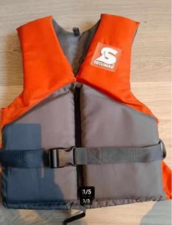 Secumar watersportvest reddingsvest 40-70kg, Gebruikt, Ophalen of Verzenden, Dame of Heer, Reddingsvest of Zwemvest