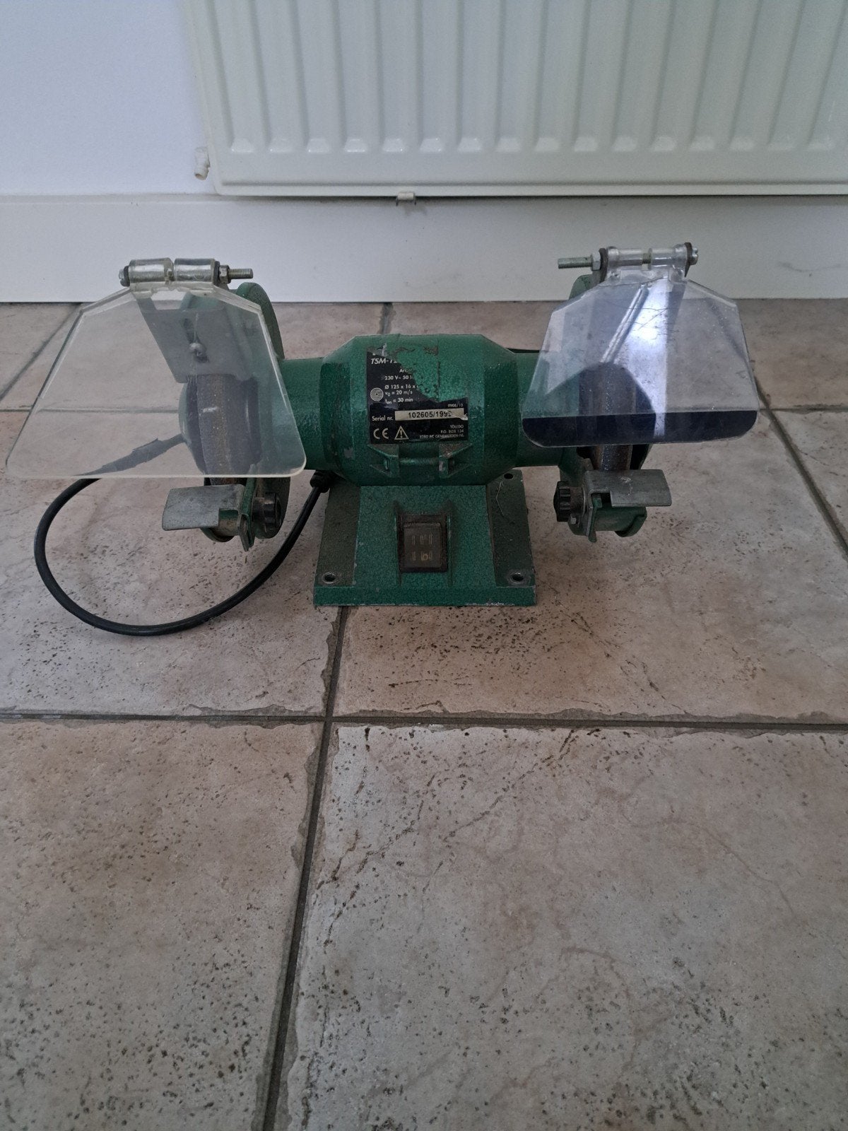 Slijpmachine in goede staat, Ophalen of Verzenden, Gebruikt, Minder dan 700 watt, Werkbankslijpmachine