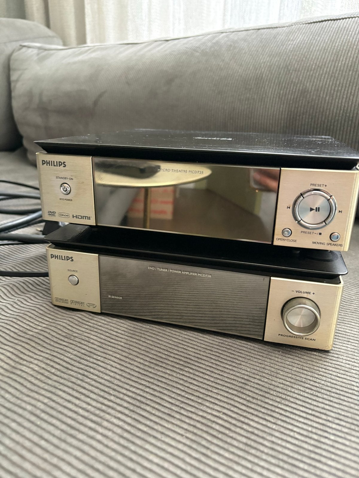 Foto 5 van Philips Stereo Installatie met Radio, CD-speler en Boxen