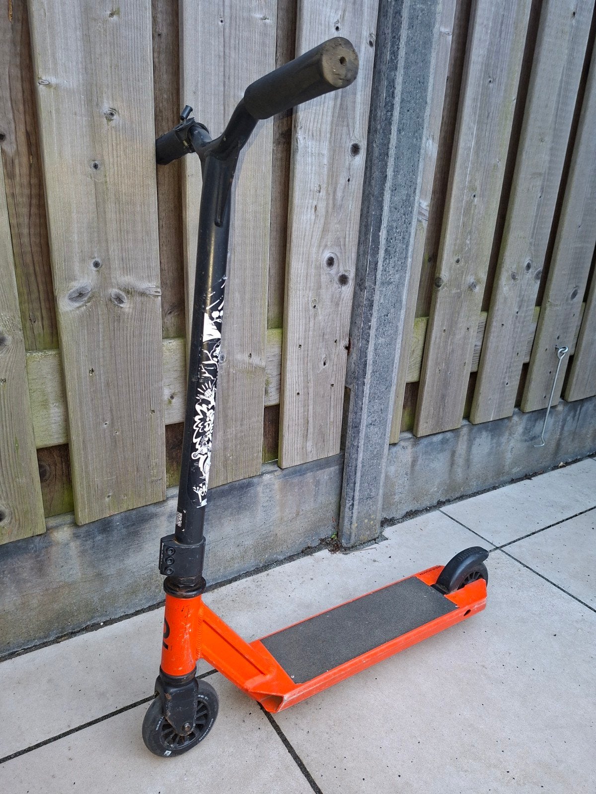 Twee steppen € 10,00 p/s, Fietsen en Brommers, Steps, Ophalen, Gebruikt, Gewone step