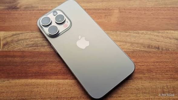 iPhone 15 Pro 128 GB - Zo goed als nieuw, Ophalen, Zo goed als nieuw, 128 GB, IPhone 15 Pro