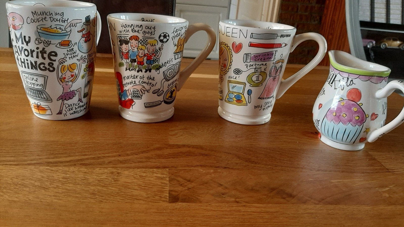3 gote mokken blond Amsterdam 1x melkkannetje blond Amsterda, Ophalen, Zo goed als nieuw, Aardewerk, Kop(pen) en/of Schotel(s)
