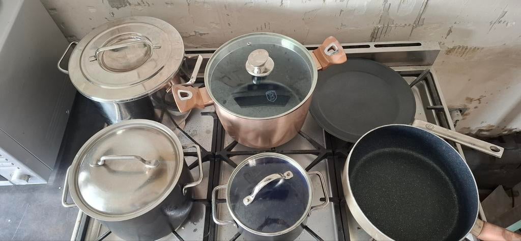 Diverse Pannenset - Kookpannen, Koekenpannen, Wok, Ophalen, Gebruikt, Overige materialen, Pannenset