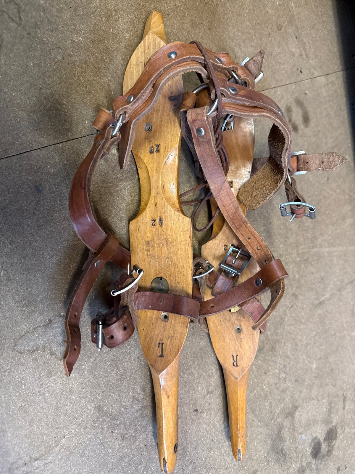 Vintage houten schaatsen Batavus nieuw met leren riemen, Antiek en Kunst, Antiek | Overige Antiek, Ophalen of Verzenden