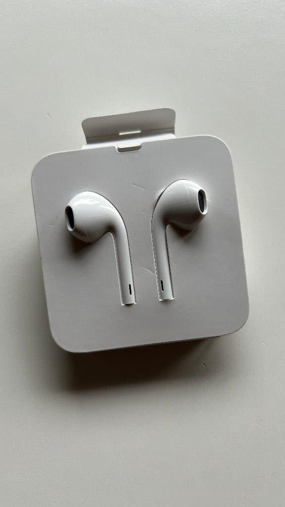 Apple EarPods met lightning aansluiting, In-ear, Ophalen of Verzenden, Zo goed als nieuw, Wit