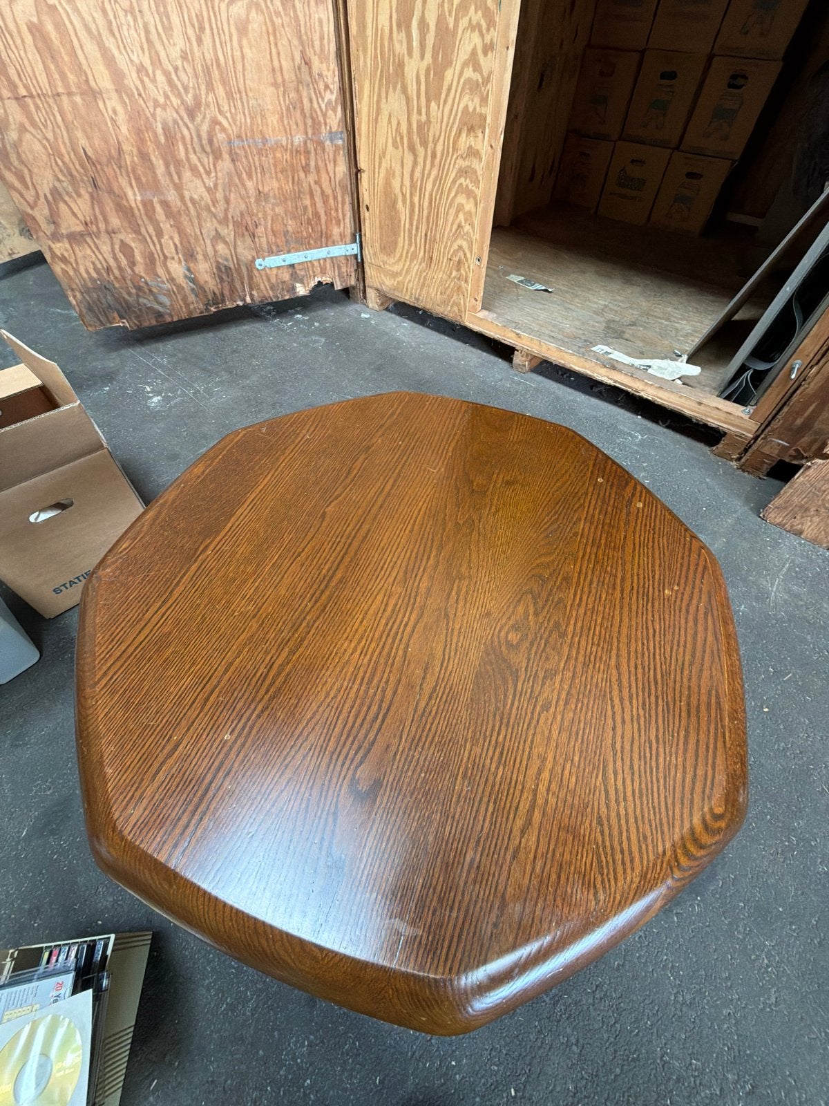 Massief eikenhouten salontafel, achthoekig, Ophalen, Gebruikt, Eikenhout, Tot twee personen