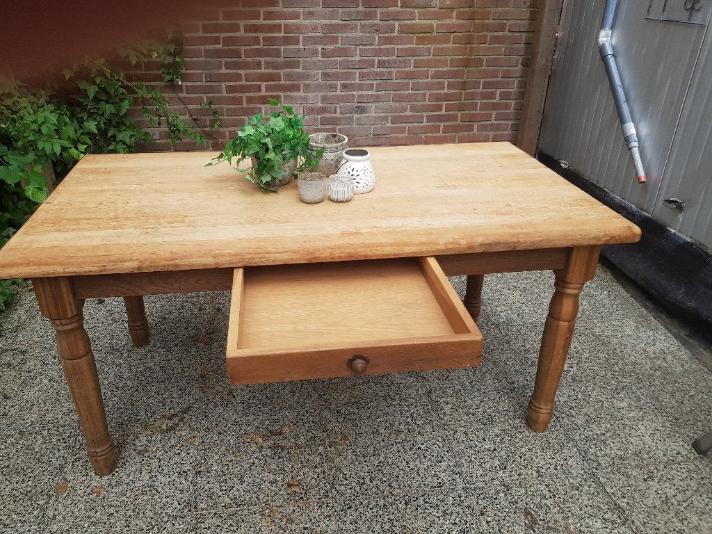 Robuuste grenen tafel met lade, landelijke stijl, Verzamelen, Ophalen, Huis en Inrichting