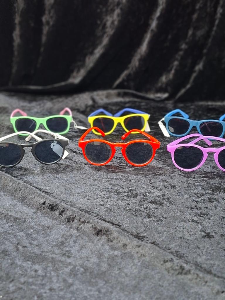 Leuke baby/kinder zonnebrillen in diverse kleuren, Nieuw, Ophalen of Verzenden, Cool Eyewear, Onbekend