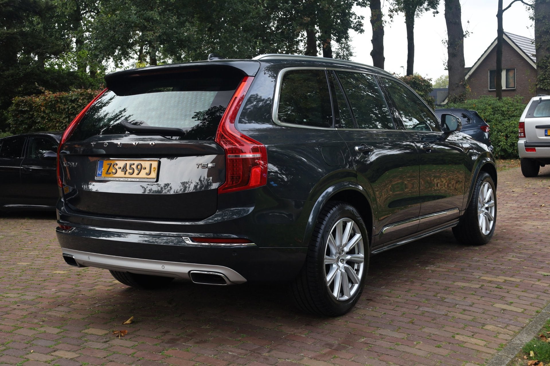 Volvo XC90 2.0 T5 AWD Inscription Aut. | Panorama | HUD | El, Gebruikt, 4 cilinders, 1969 cc, 7 stoelen