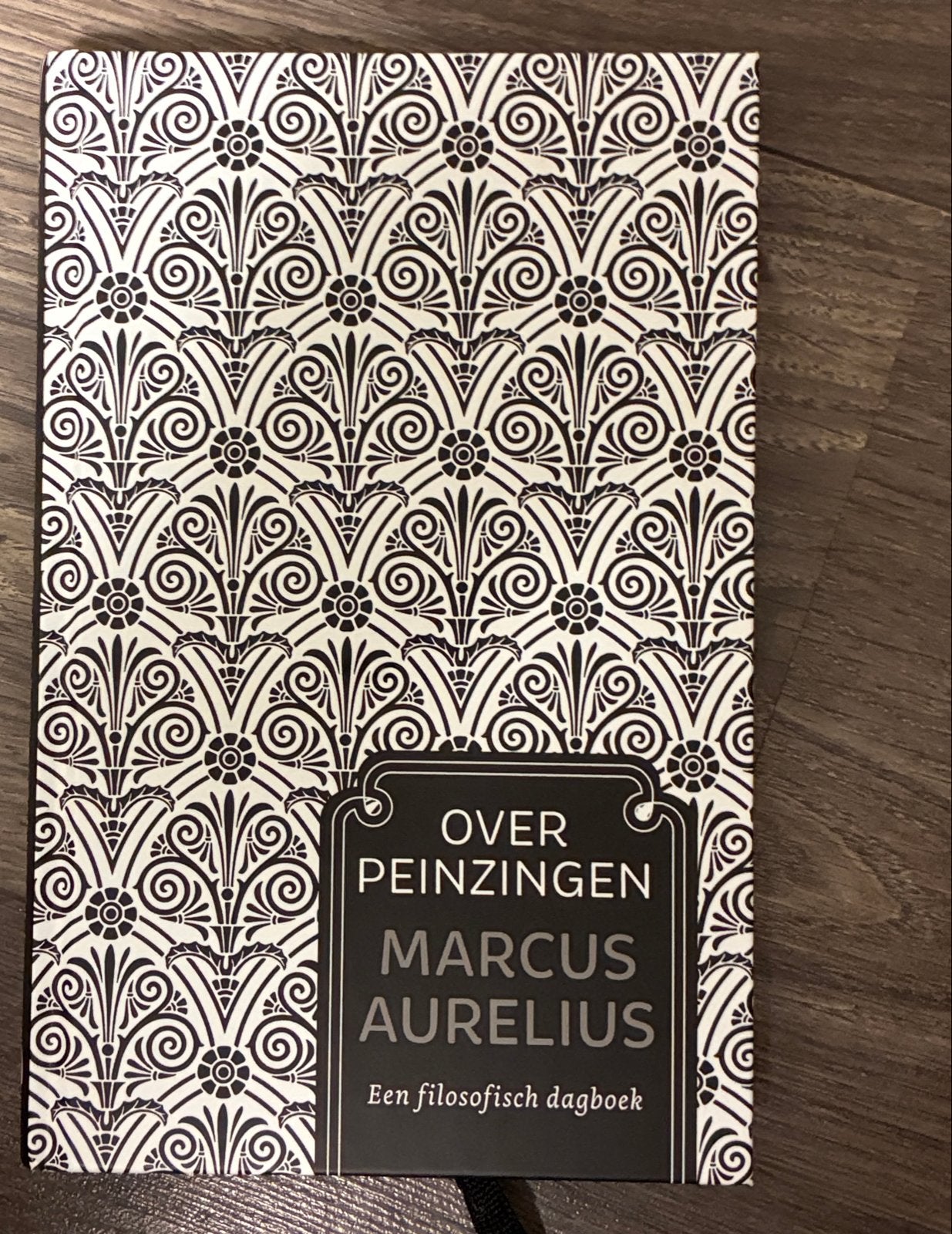 Meditations boek Nederlandse versie; Overpeinzingen, Ophalen of Verzenden, Zo goed als nieuw, Wijsbegeerte of Ethiek