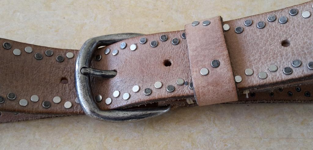 Riem / Belt - Legend (L: 104 cm B: 4 cm) [Z.g.a.n.], Kleding | Dames, Riemen en Ceinturen, Zwart, Ophalen of Verzenden, Zo goed als nieuw