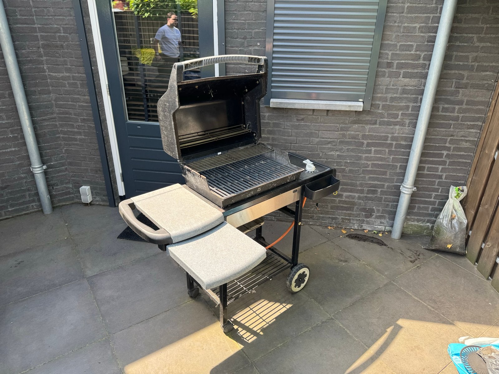 Weber Genesis Silver BBQ - Werkt perfect, incl. hoes, Ophalen of Verzenden, Zo goed als nieuw