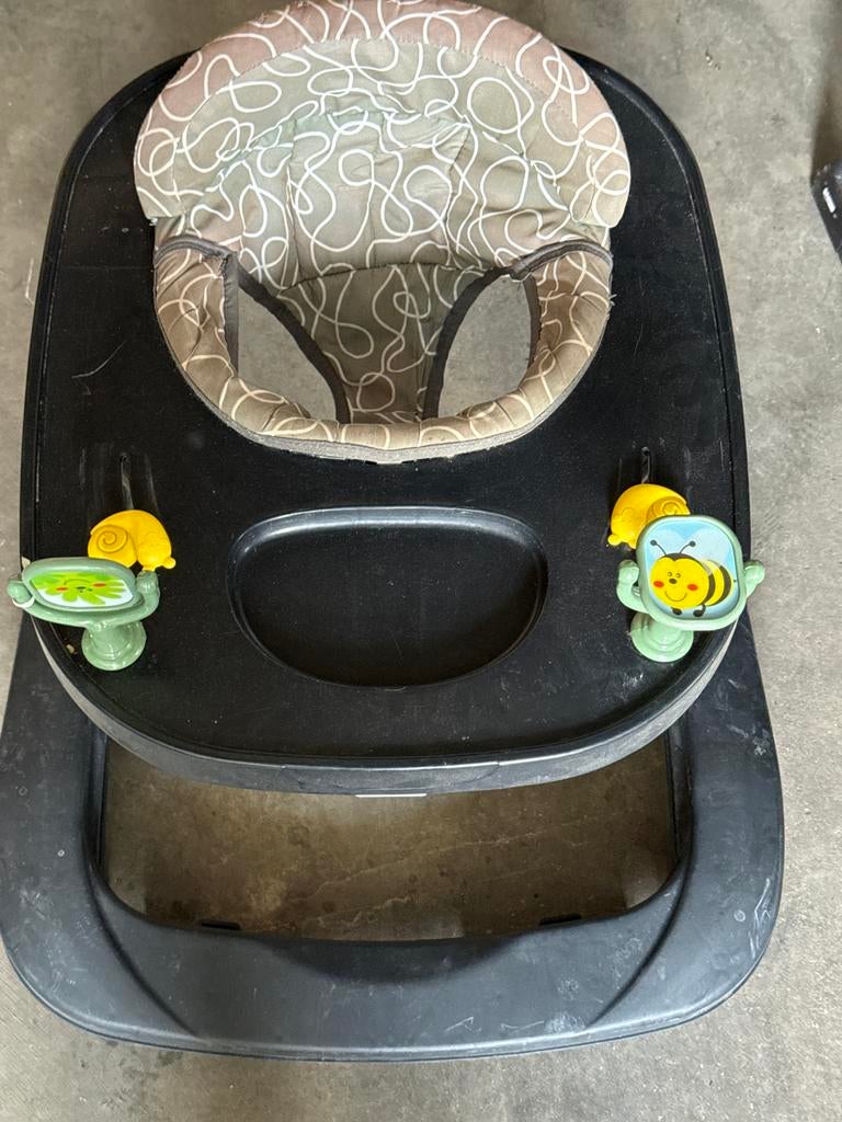 Babywalker met speelgoed, Ophalen, Zo goed als nieuw