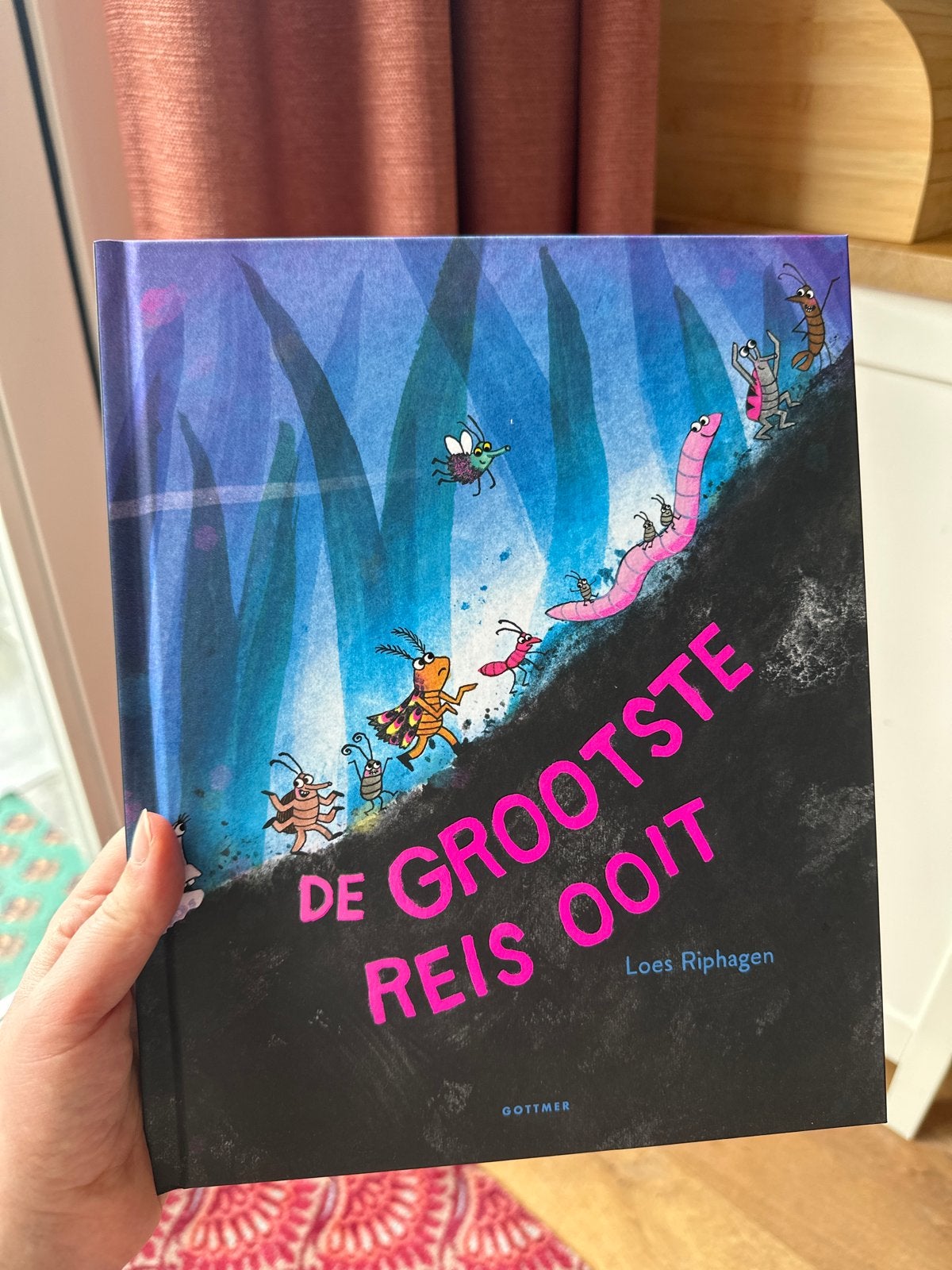 De Grootste Reis Ooit - Loes Riphagen (Hardcover), Fictie algemeen, Jongen of Meisje, Zo goed als nieuw, 4 jaar