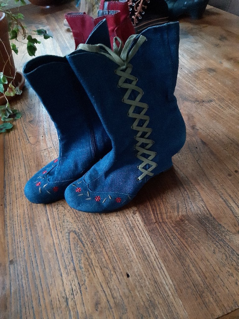 blauwe laarsjes, Blauw, Lage of Enkellaarzen, Ophalen of Verzenden, Gedragen
