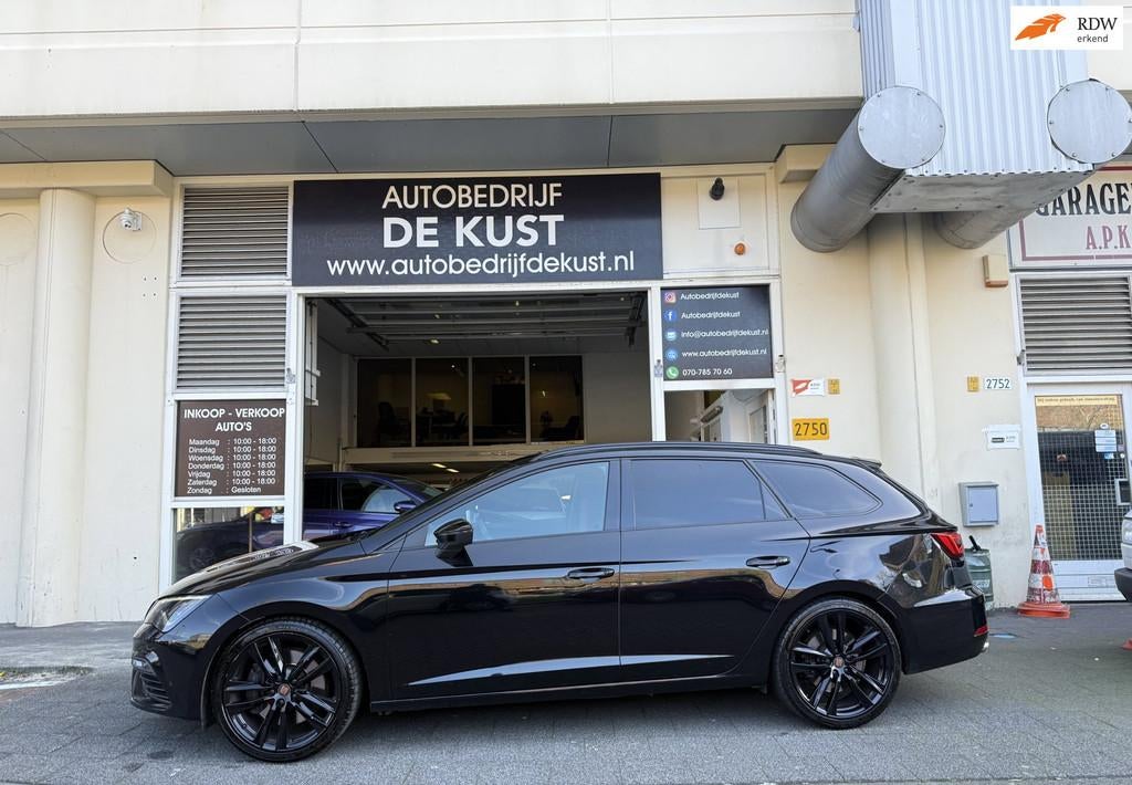 Seat Leon ST 2.0 TSI 2020 4DRIVE CUPRA Pano ACC, Auto's, Seat, Automaat, 15 km/l, Gebruikt, 4 cilinders