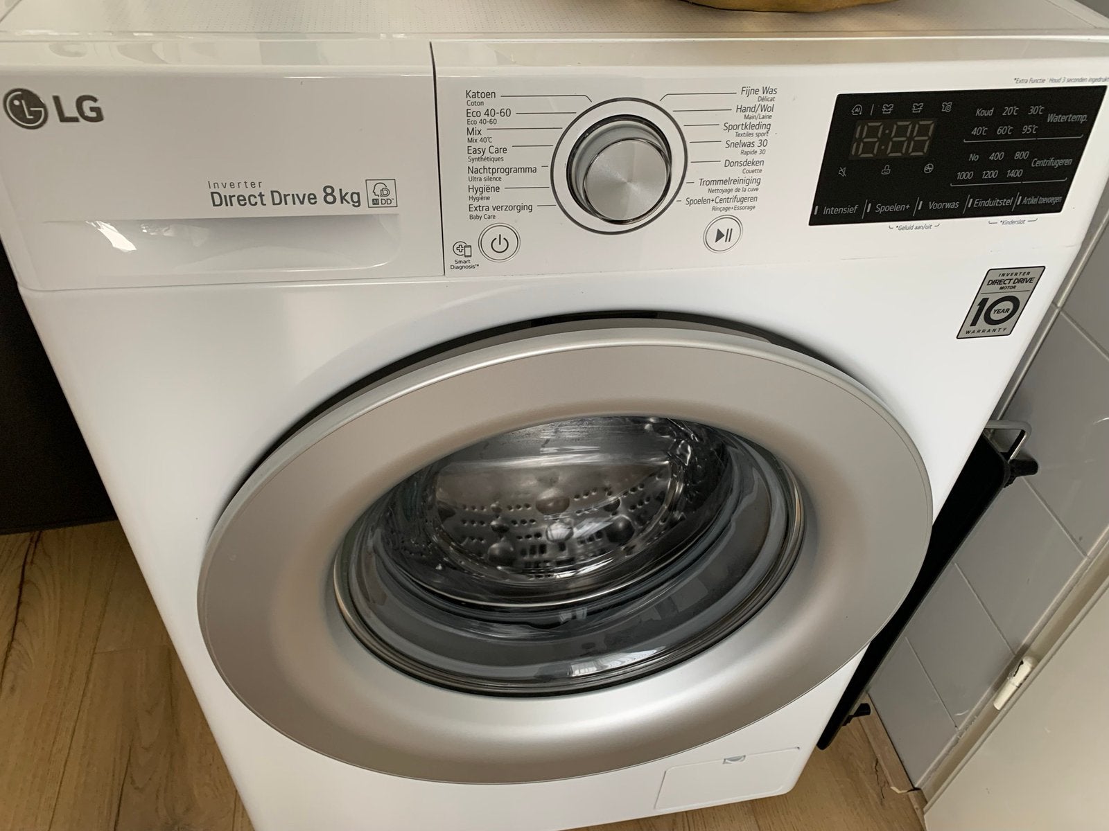 Lg wasmachine, Witgoed en Apparatuur, Ophalen, Zo goed als nieuw, 85 tot 90 cm, 1200 tot 1600 toeren