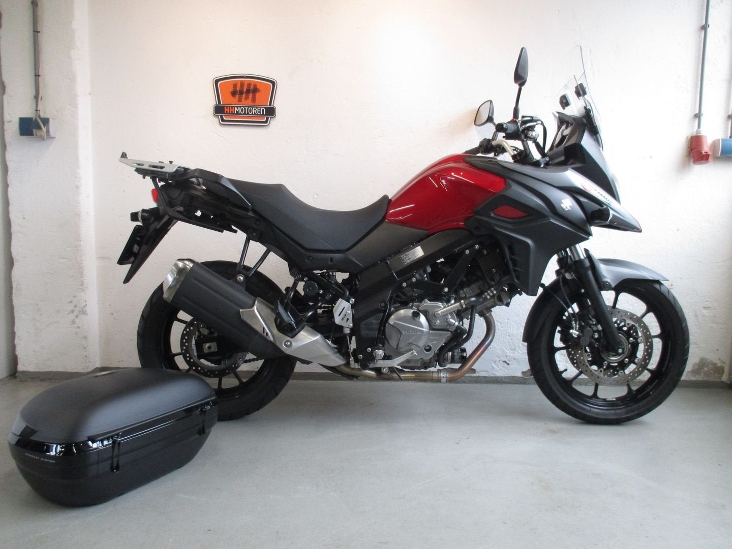 SUZUKI V-STROM DL 650 (bj 2021), Motoren, Motorrijbewijs A, Bedrijf, Onbekend, Meer dan 35 kW