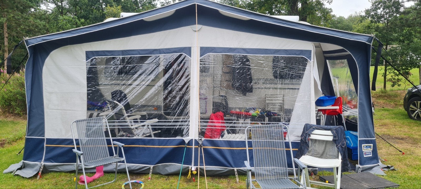 Ruime en complete voortent voor caravan, Ophalen of Verzenden, Gebruikt, Polyester, Overige merken