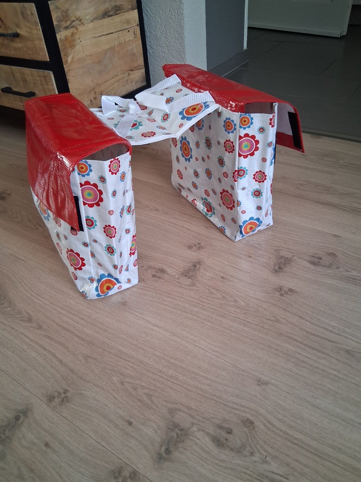 Twee vrolijke fietstassen met bloemenprint, Ophalen of Verzenden, Gebruikt