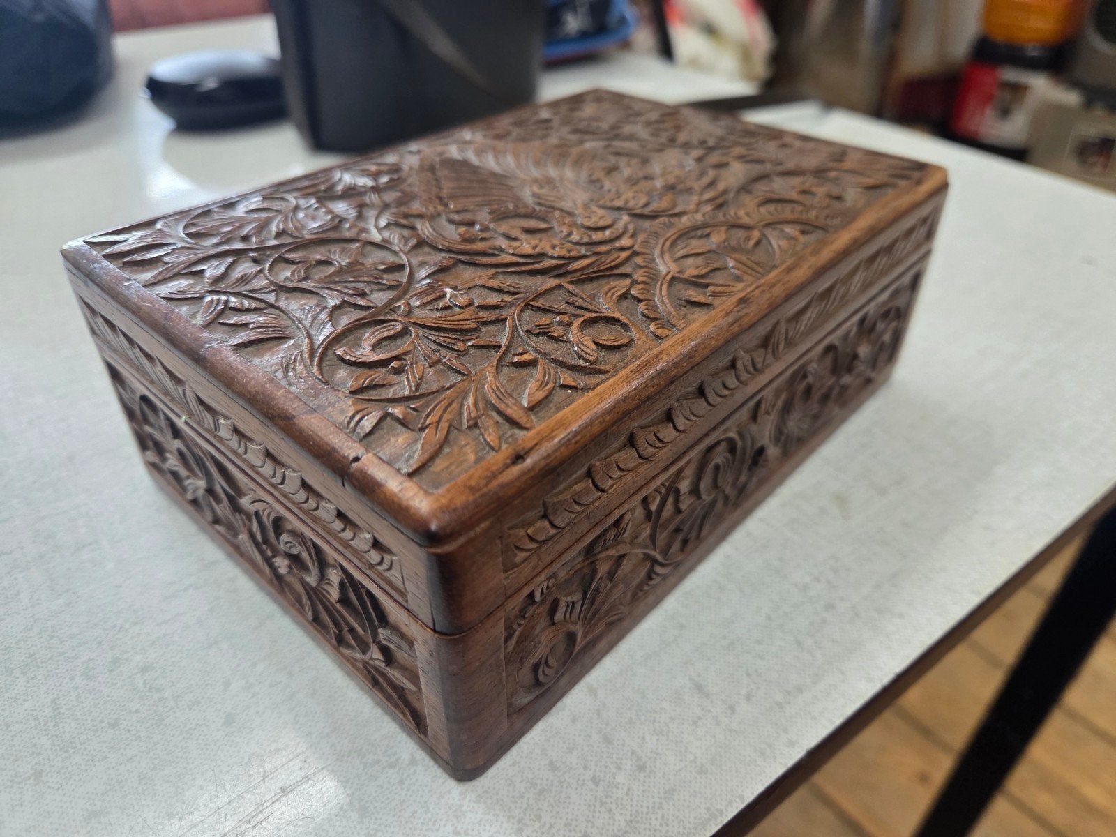 Handgesneden houten sieradendoos met inleg, Ophalen of Verzenden