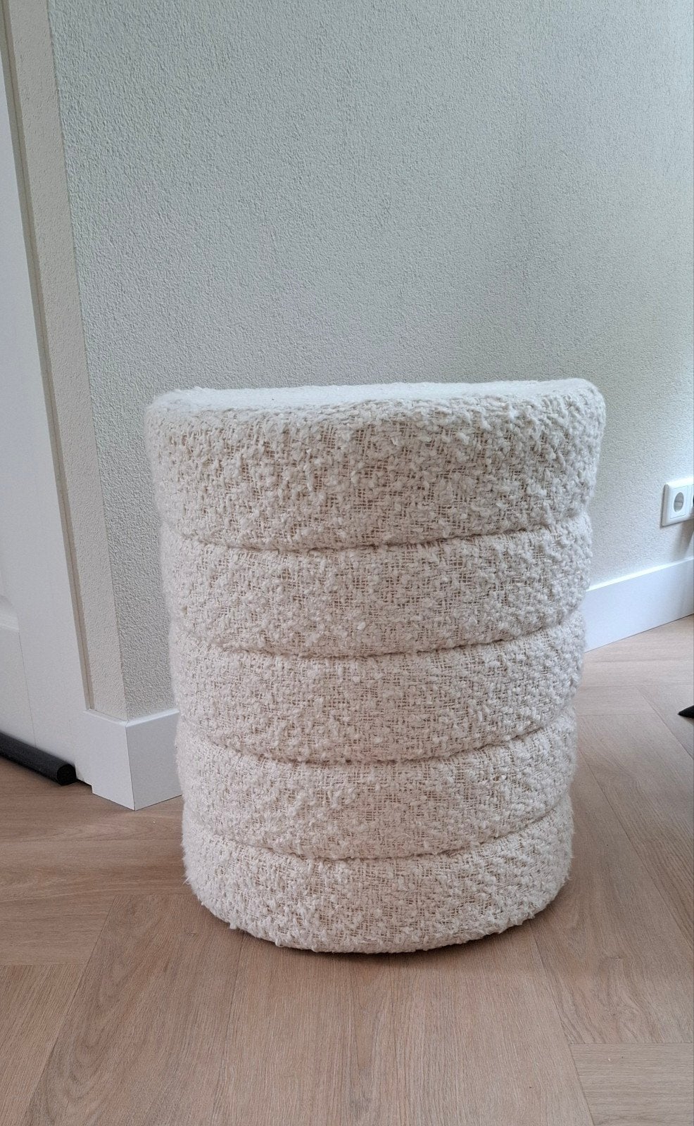 Teddy poef in nieuwstaat - voor de sier gestaan, Ophalen, Minder dan 50 cm, Rond, Minder dan 50 cm