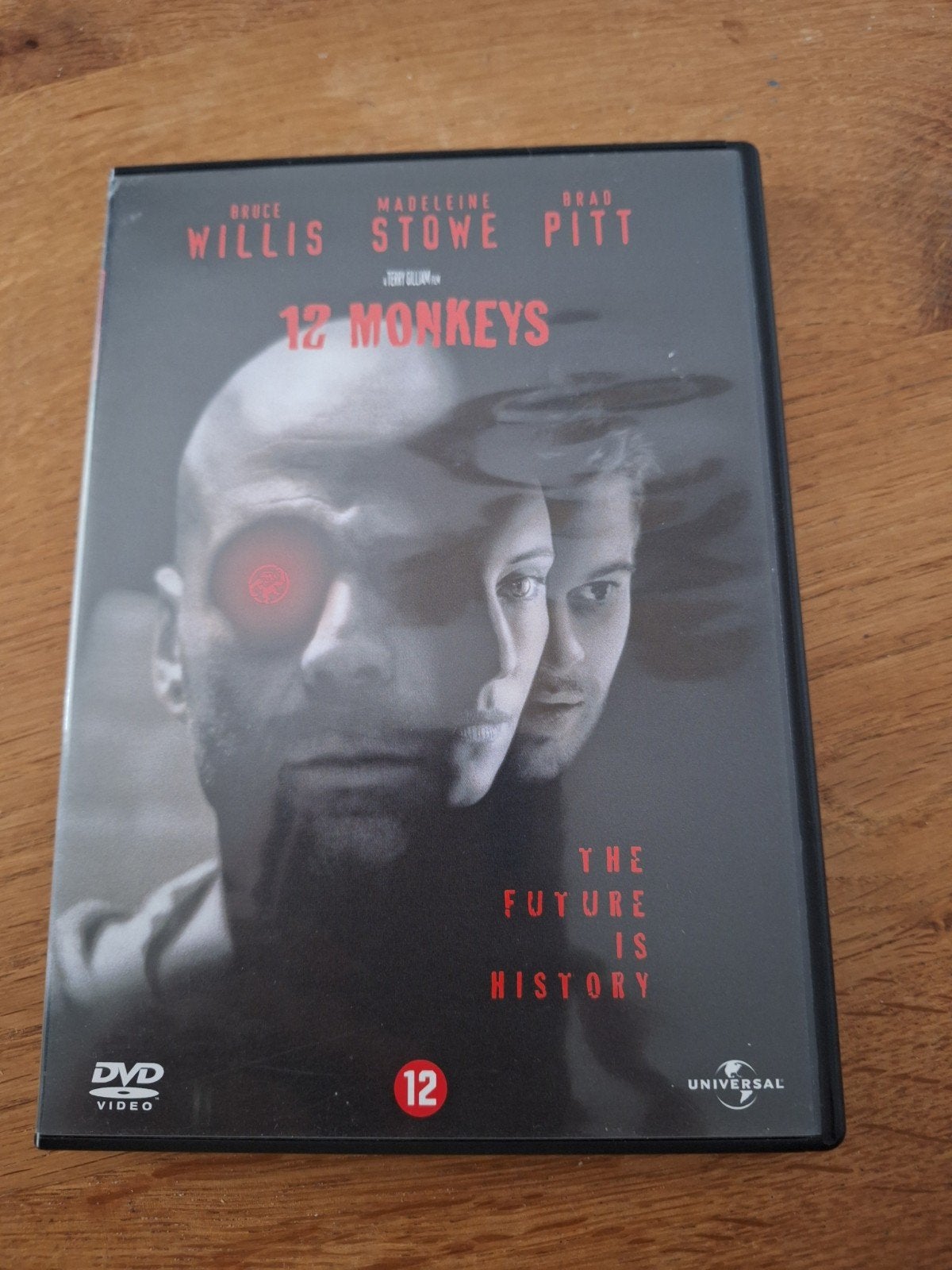 dvd 12 Monkys met Bruce willis, Engels, Vanaf 16 jaar, Nederlands, Actiethriller