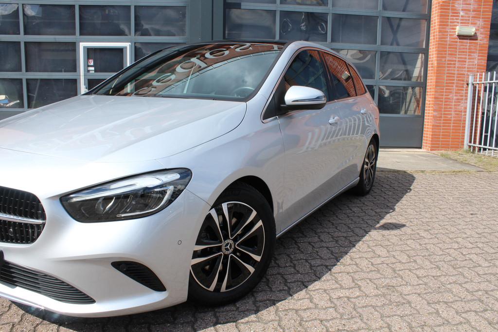 Mercedes-Benz B-Klasse B 180 Business Line Automaat | Luxury, Auto's, 745 kg, Gebruikt, 4 cilinders, 150 pk