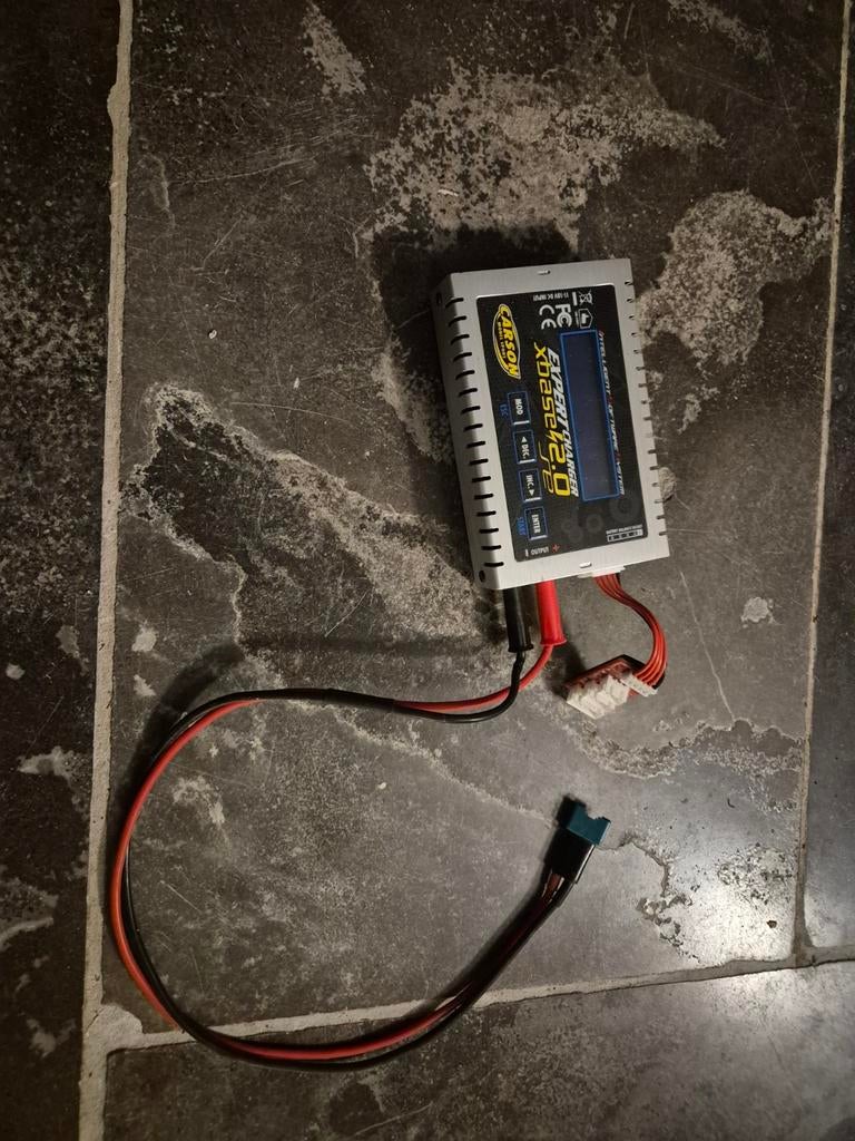Ultramate 14 plus en een ultramate 14 trio plus lader, Ophalen, Zo goed als nieuw