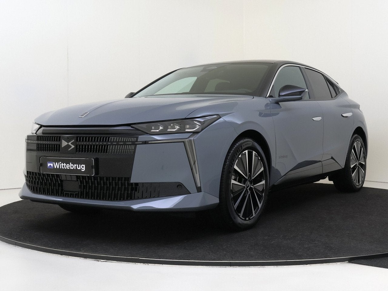 DS DS 4 No E-Tense Etoile Absolute Tech Pack 58.3 kWh | Warm, Auto's, DS, Automaat, Gebruikt, 213 pk, Alcantara