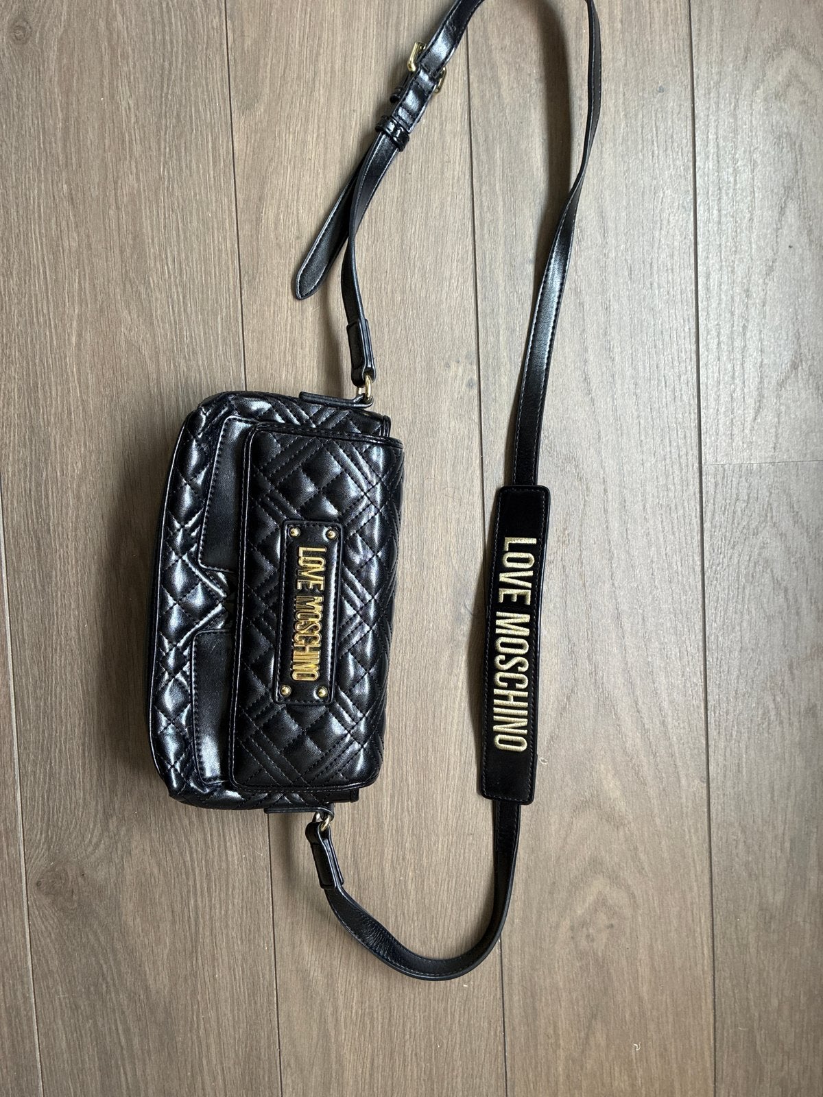 Love Moschino zwart tasje, Ophalen of Verzenden, Gebruikt, Zwart, Schoudertasje